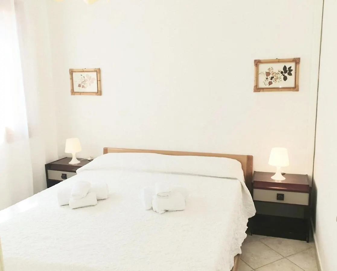 Appartamenti Marineledda Golfo Di Marinella Golfo Aranci Appart hôtel